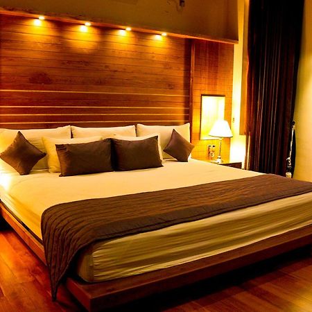 White Palace Gampaha Ngoại thất bức ảnh