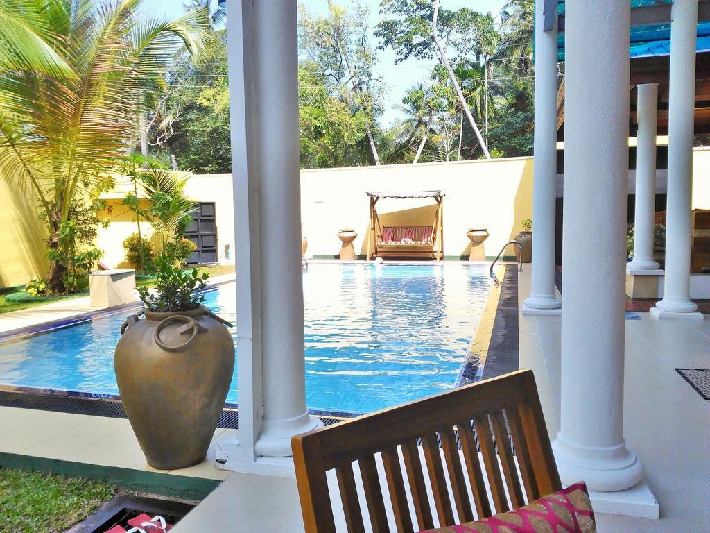 White Palace Gampaha Ngoại thất bức ảnh